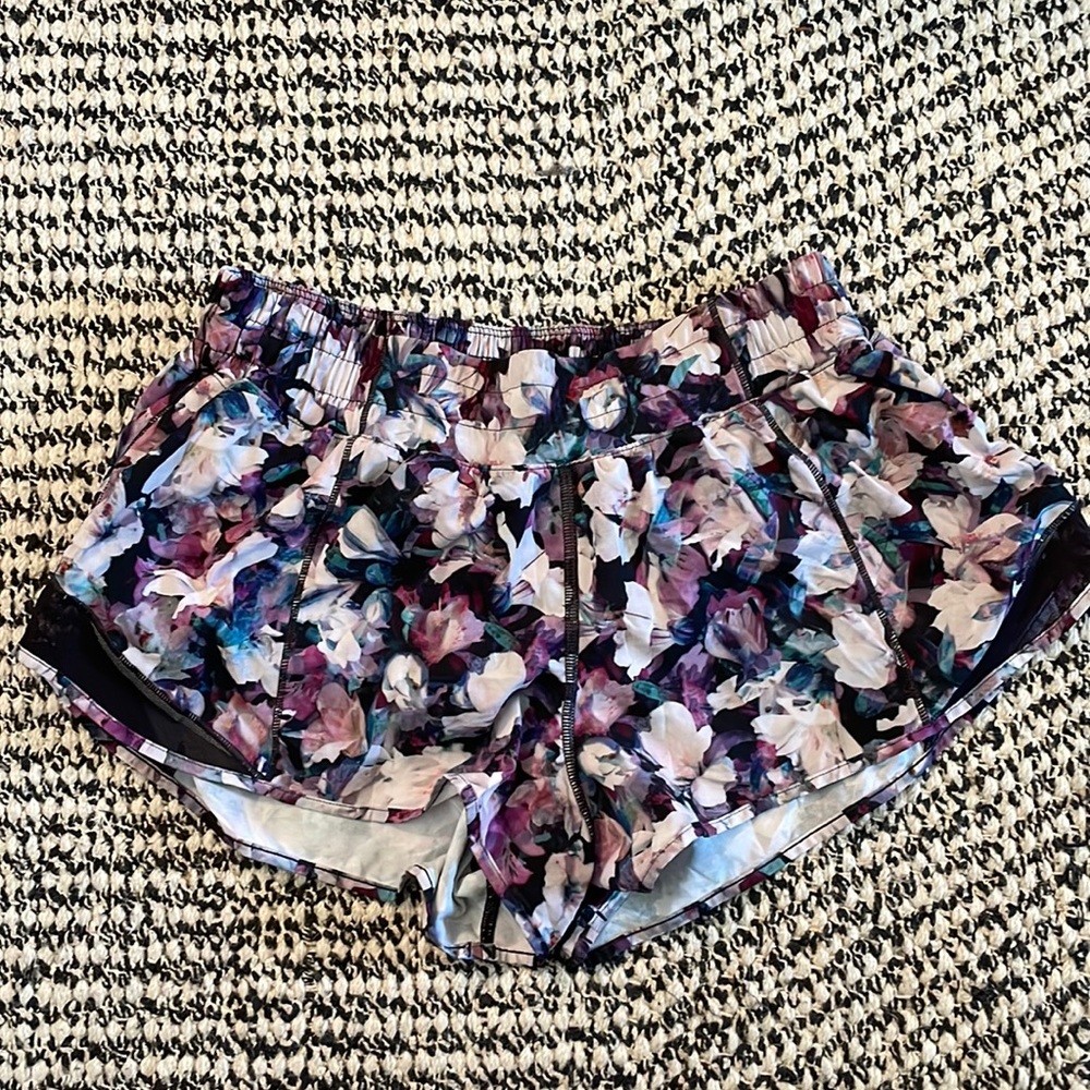 Floral Hotty Hot Low Rise lined short 2.5”